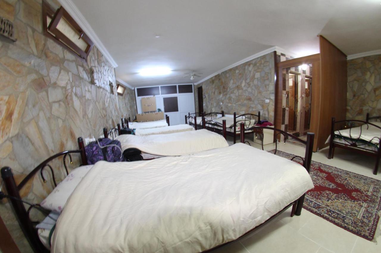 Boomerang Guest House Селчук Екстериор снимка