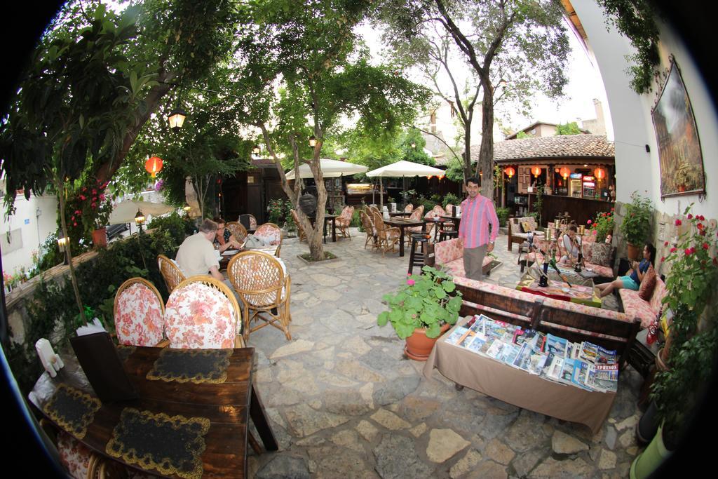 Boomerang Guest House Селчук Екстериор снимка