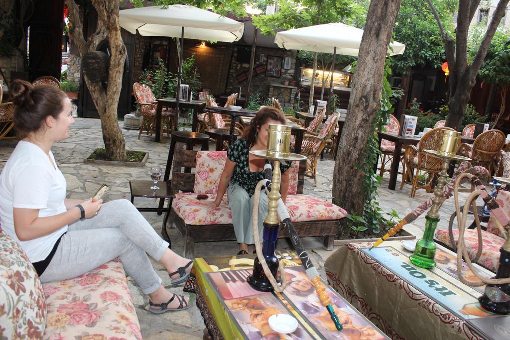 Boomerang Guest House Селчук Екстериор снимка