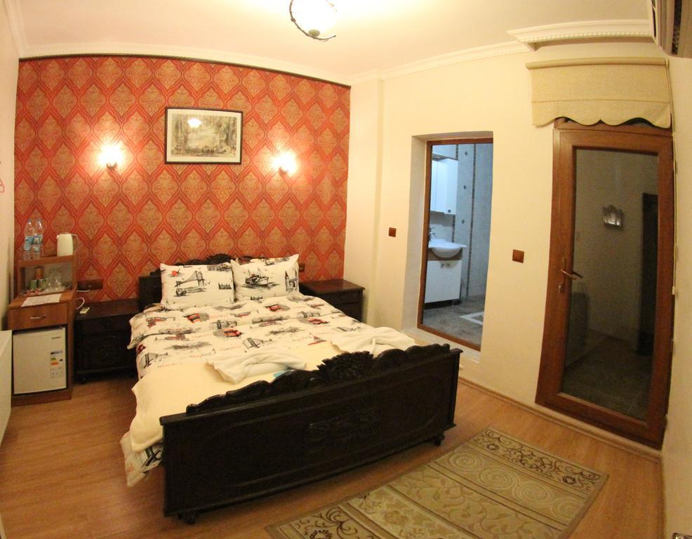 Boomerang Guest House Селчук Екстериор снимка