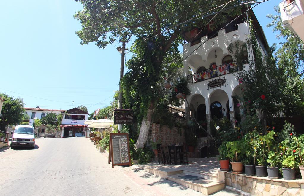 Boomerang Guest House Селчук Екстериор снимка