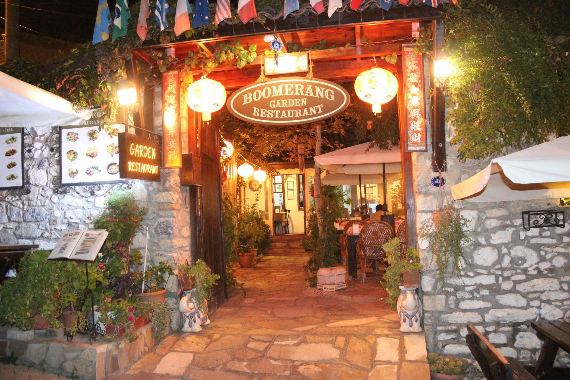 Boomerang Guest House Селчук Екстериор снимка