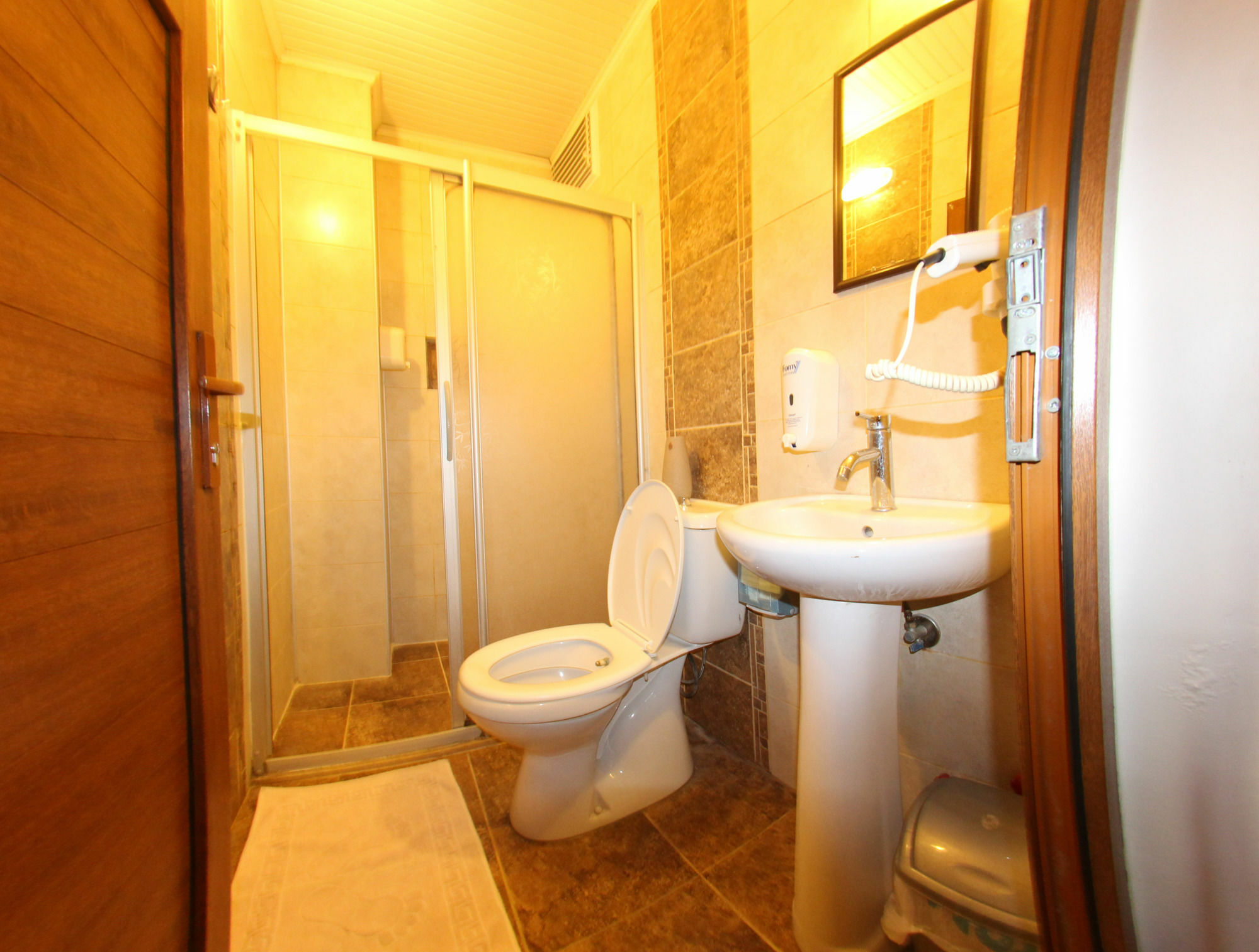 Boomerang Guest House Селчук Екстериор снимка