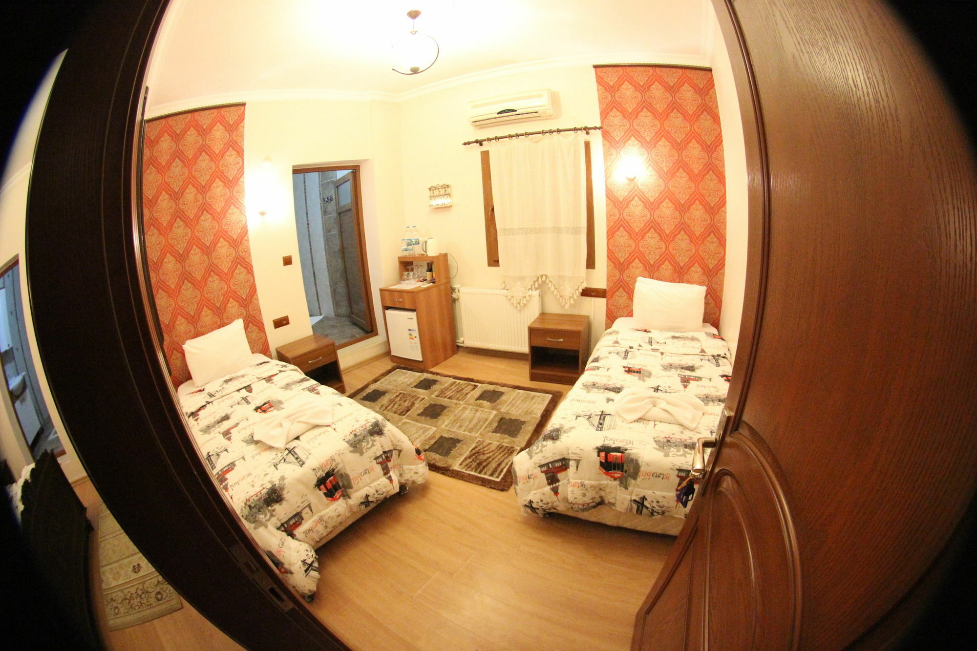 Boomerang Guest House Селчук Екстериор снимка