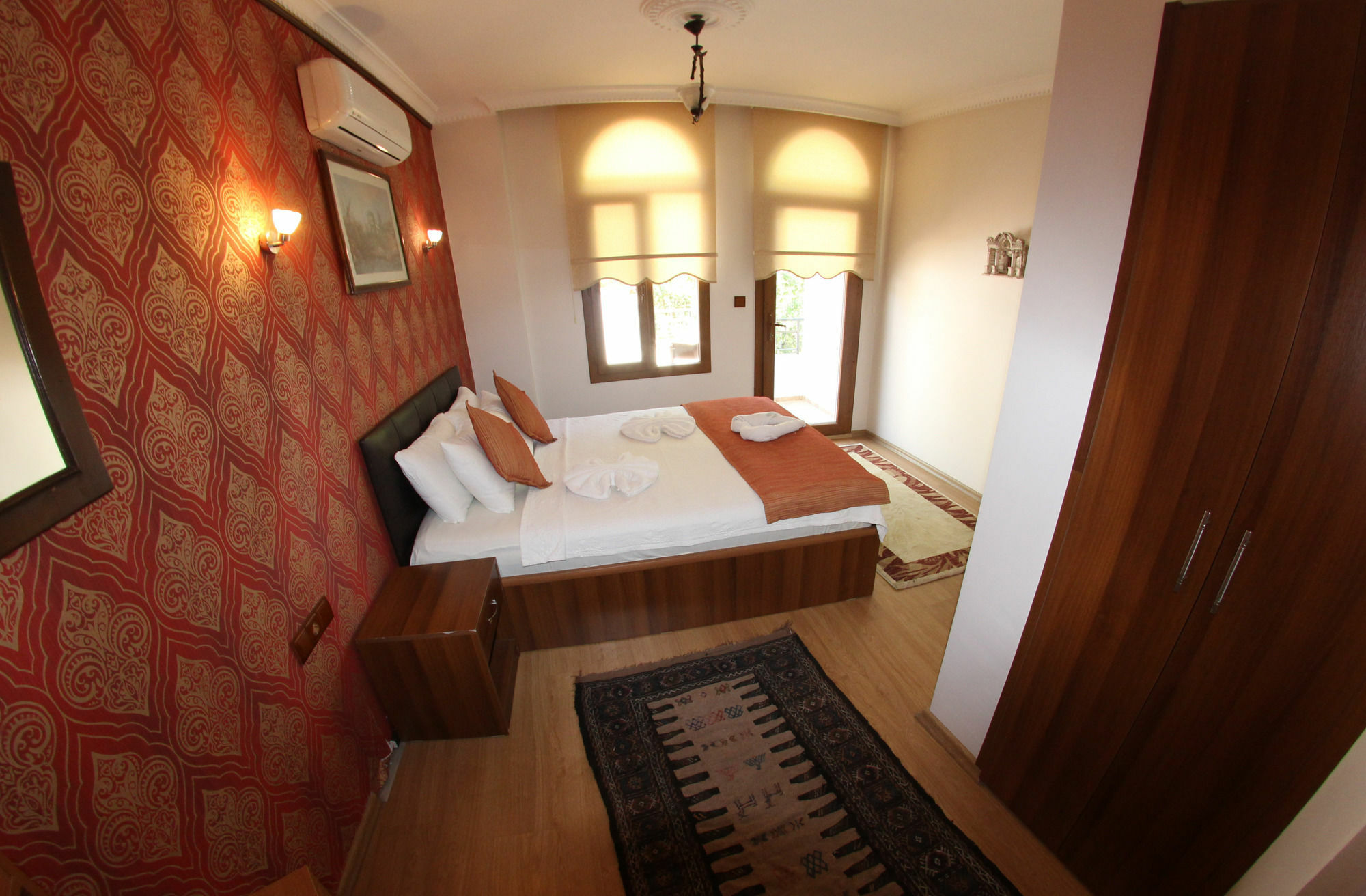 Boomerang Guest House Селчук Екстериор снимка