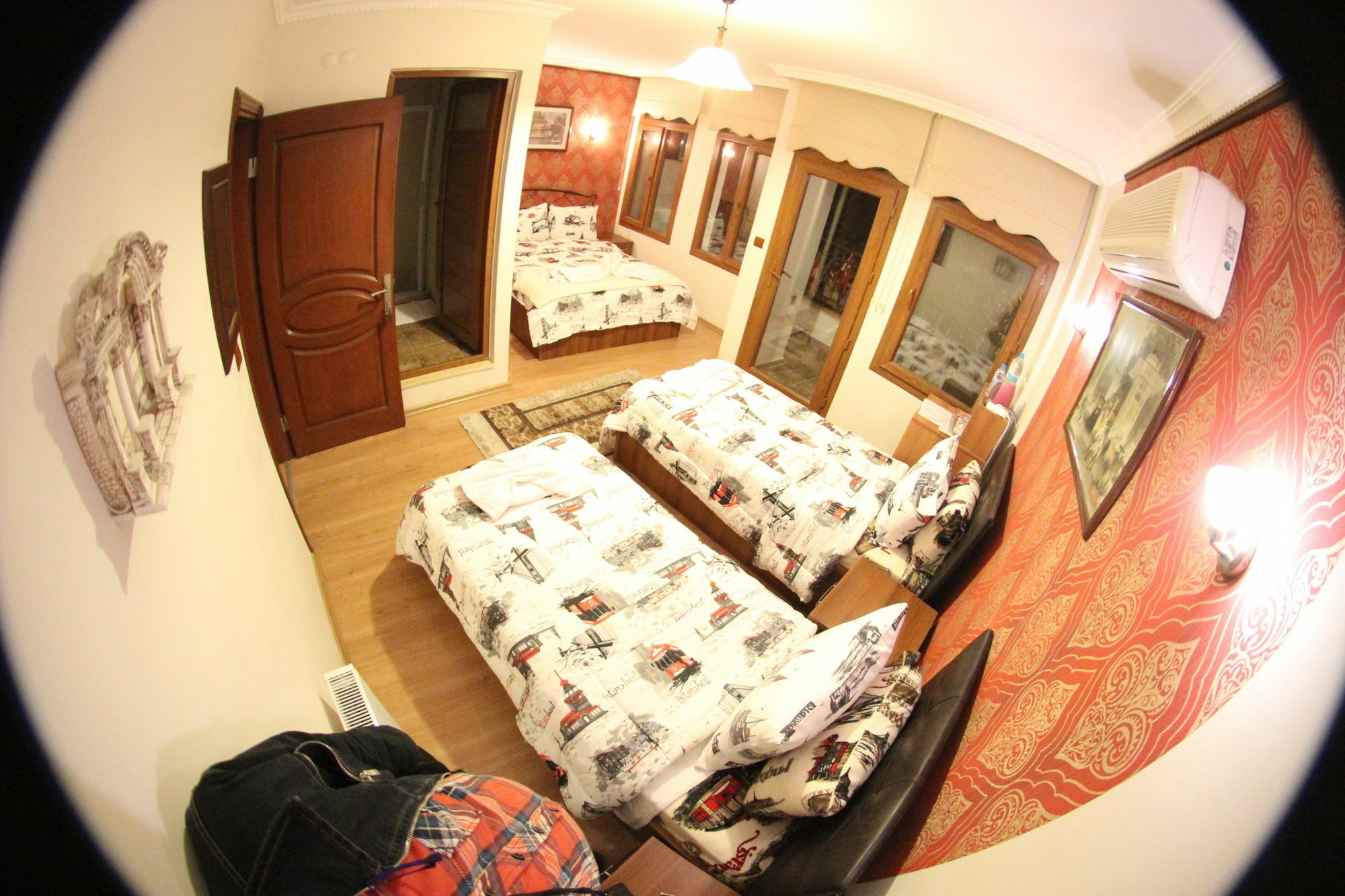 Boomerang Guest House Селчук Екстериор снимка
